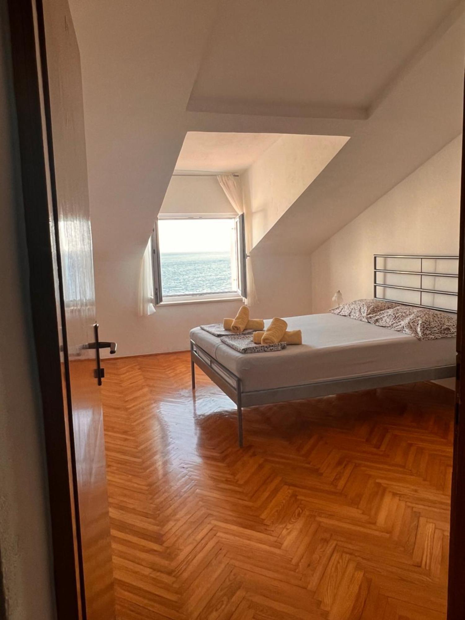 Apartments Paulina Трогир Екстериор снимка
