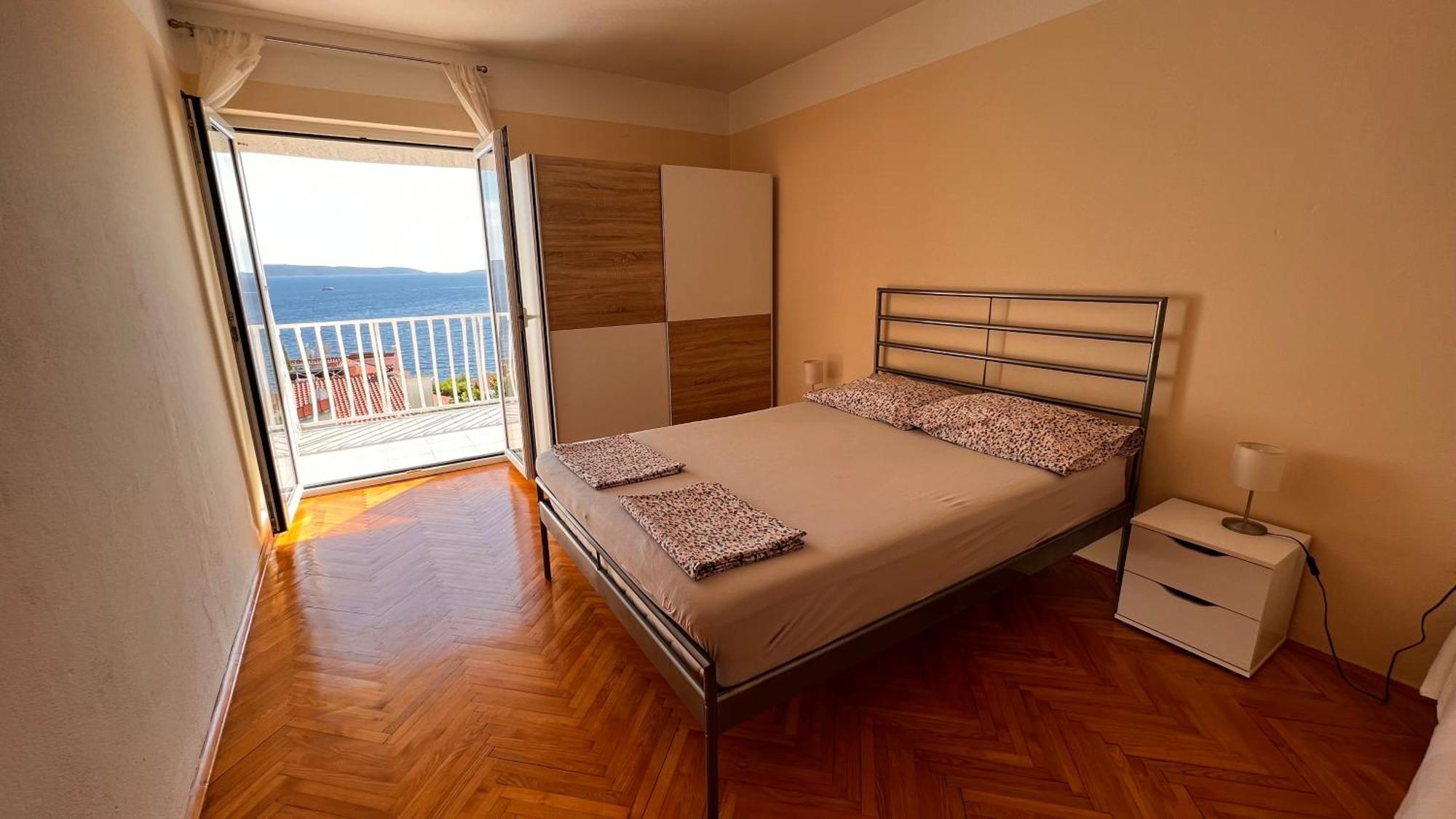 Apartments Paulina Трогир Екстериор снимка